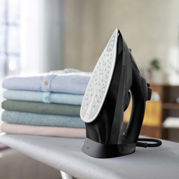 Philips DST5040/86 Steam Iron, 2600 W, 320 milliliters, Black - Image 6
