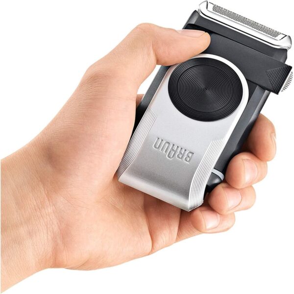 Braun M 90 Mobile Shaver Battery Operated, Silver Black - Image 3